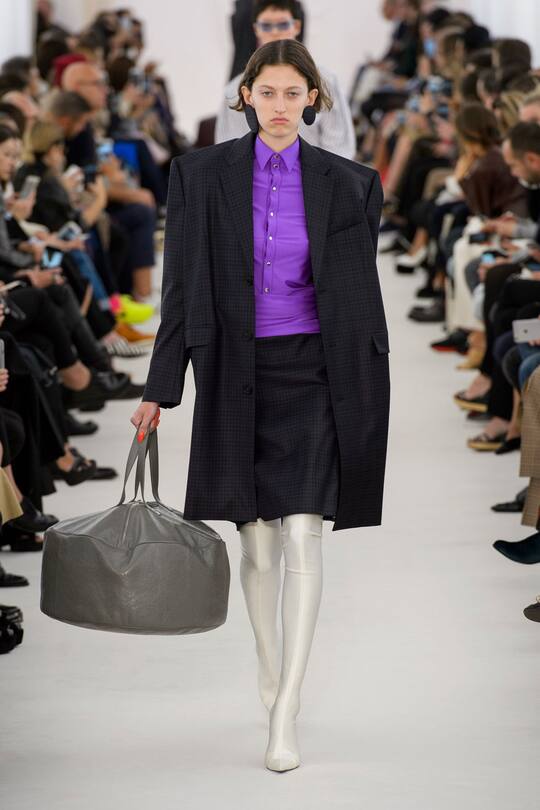 Balenciaga Spring Summer 2017 Paris Fashion Week