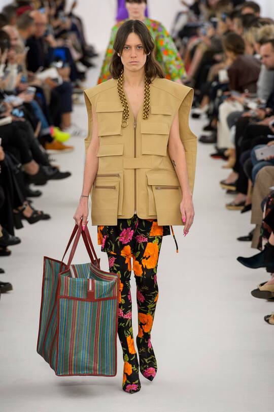 Balenciaga Spring Summer 2017 Paris Fashion Week