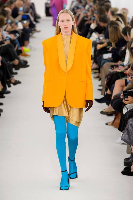Balenciaga Spring Summer 2017 Paris Fashion Week