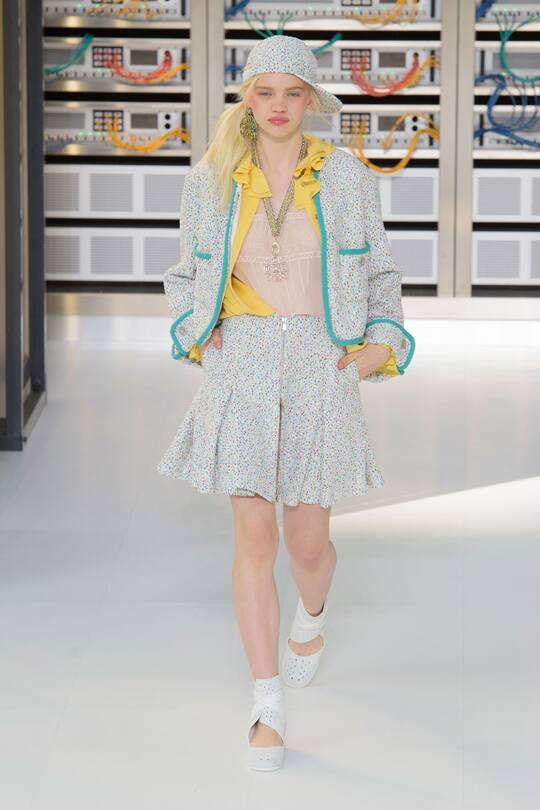 Chanel Spring Summer 2017 Paris Fashion Week