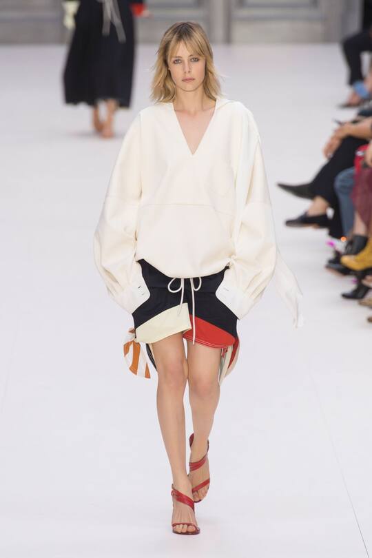 Chloé Spring Summer 2017 Paris Fashion Week