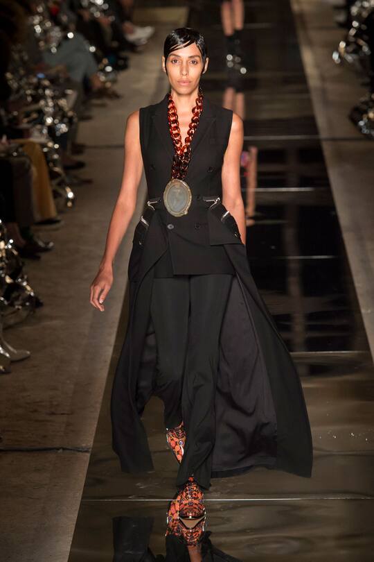 Givenchy Spring Summer 2017 Paris Fashion Week