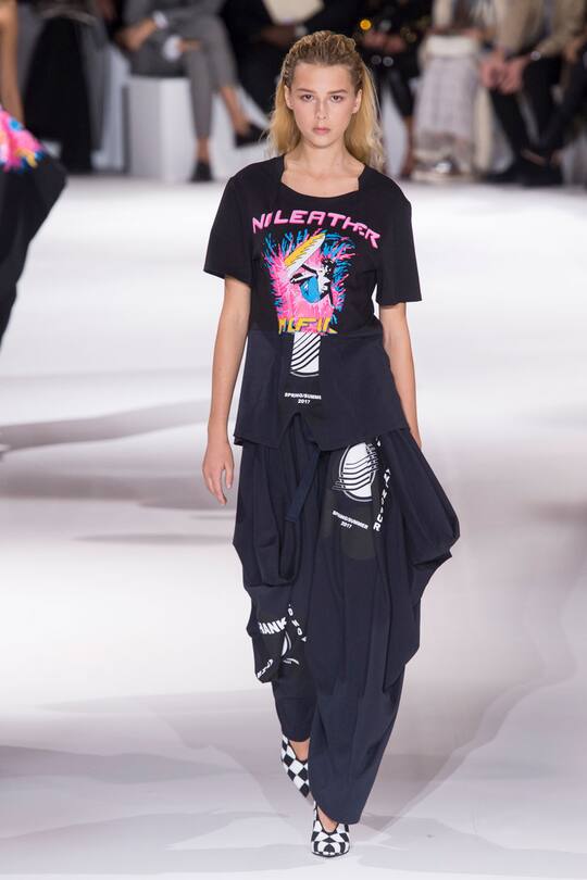 Stella McCartney Spring Summer 2017 Paris Fashion Week