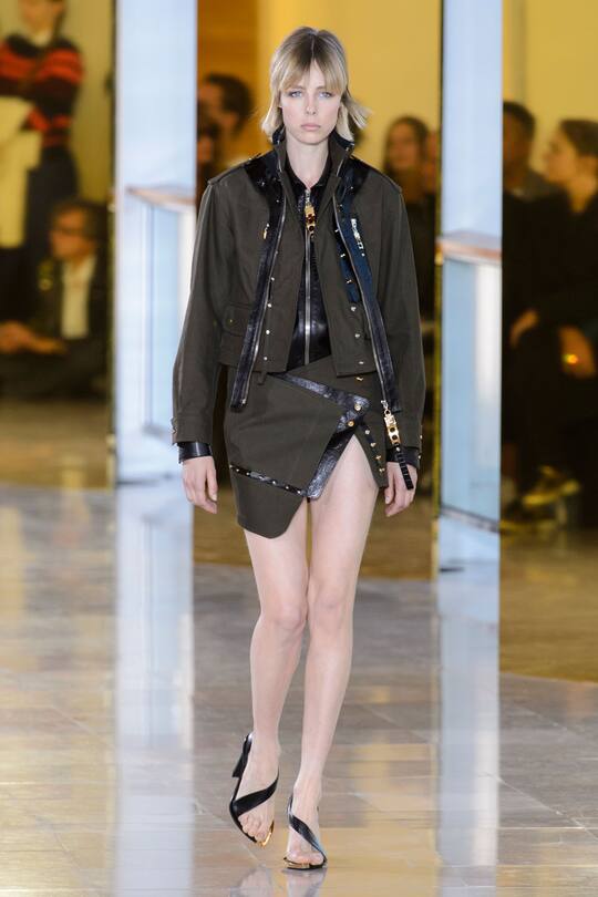 PFW Anthony Vaccarello