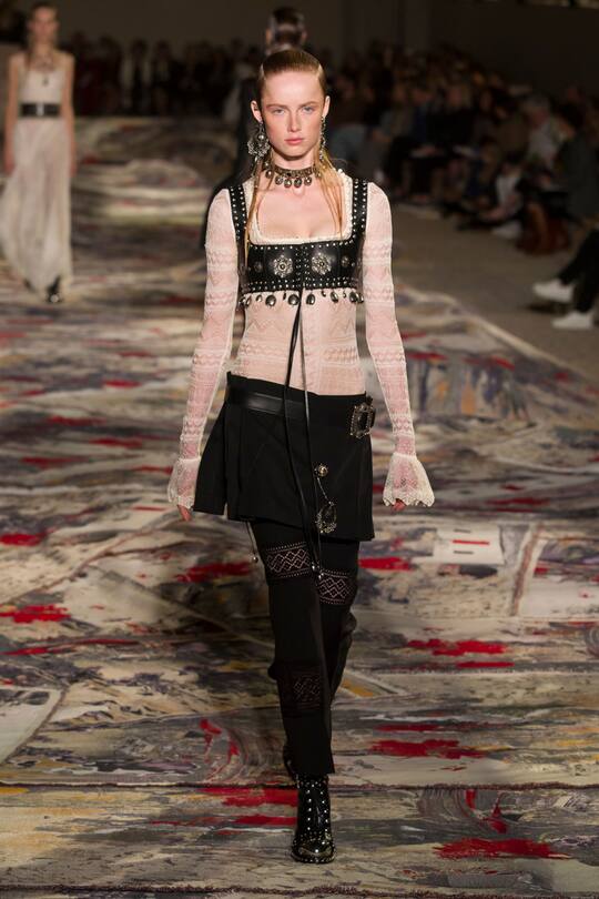 Alexander McQueen Spring Summer 2017 Paris Fashion Week