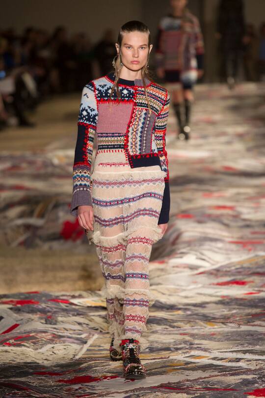 Alexander McQueen Spring Summer 2017 Paris Fashion Week