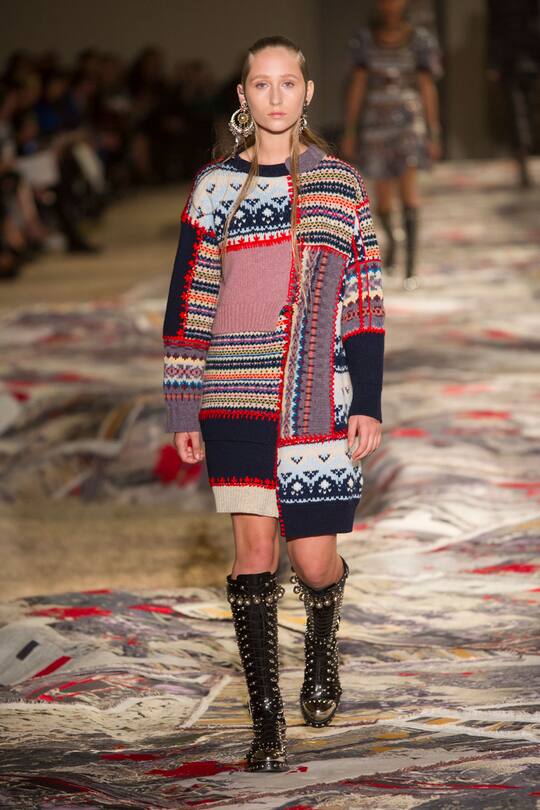 Alexander McQueen Spring Summer 2017 Paris Fashion Week