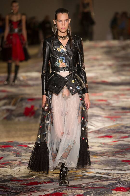 Alexander McQueen Spring Summer 2017 Paris Fashion Week