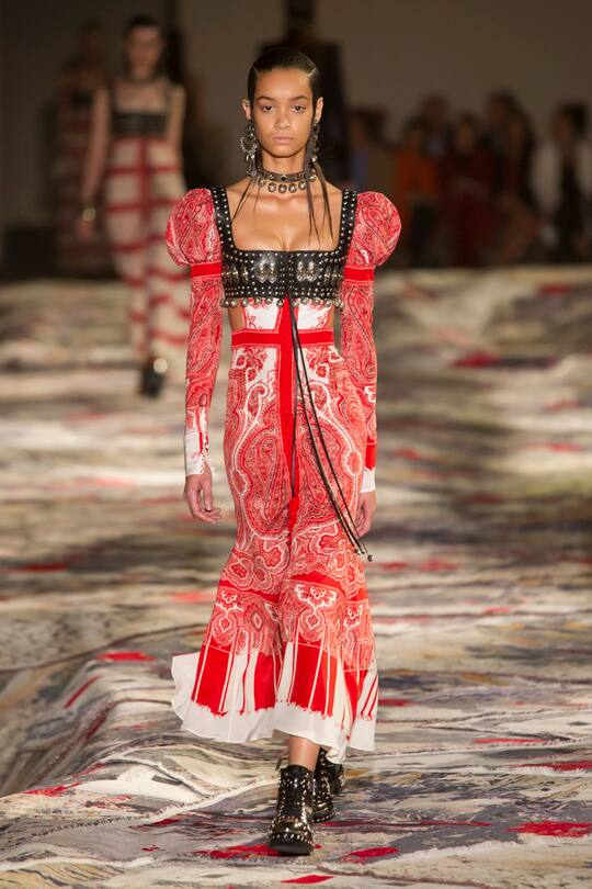 Alexander McQueen Spring Summer 2017 Paris Fashion Week