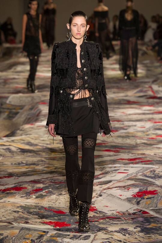 Alexander McQueen Spring Summer 2017 Paris Fashion Week