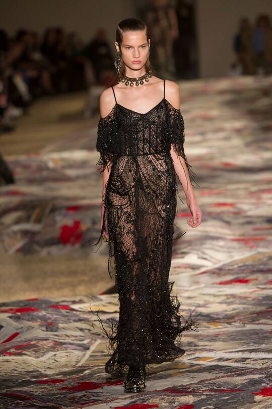 Alexander McQueen Spring Summer 2017 Paris Fashion Week