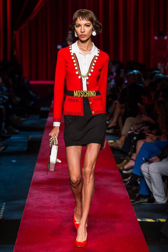 Moschino Frühjahr/Sommer 2017