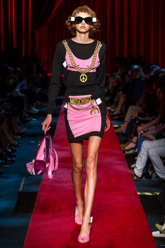 Moschino Frühjahr/Sommer 2017
