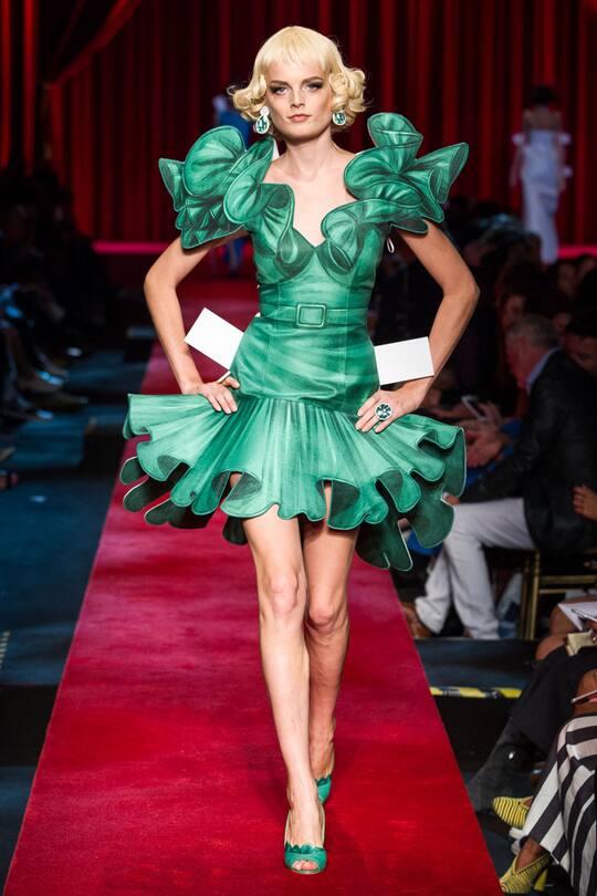 Moschino Frühjahr/Sommer 2017