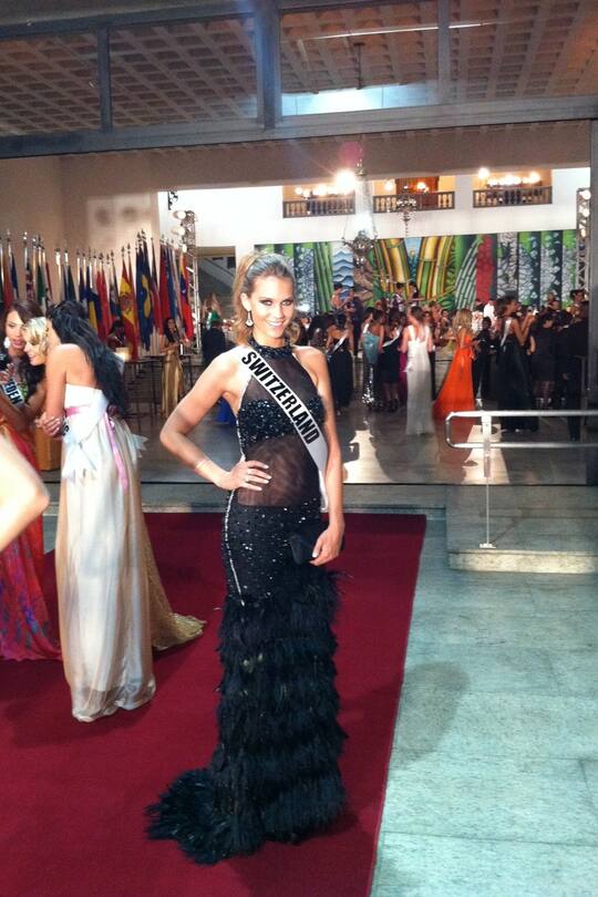 Kerstin Cook Miss Universe11
