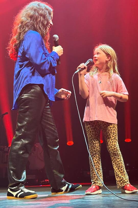 Alanis Morissette mit Onyx