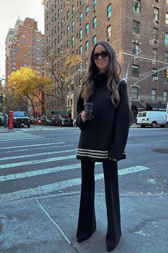 Instagram/ariellecharnas