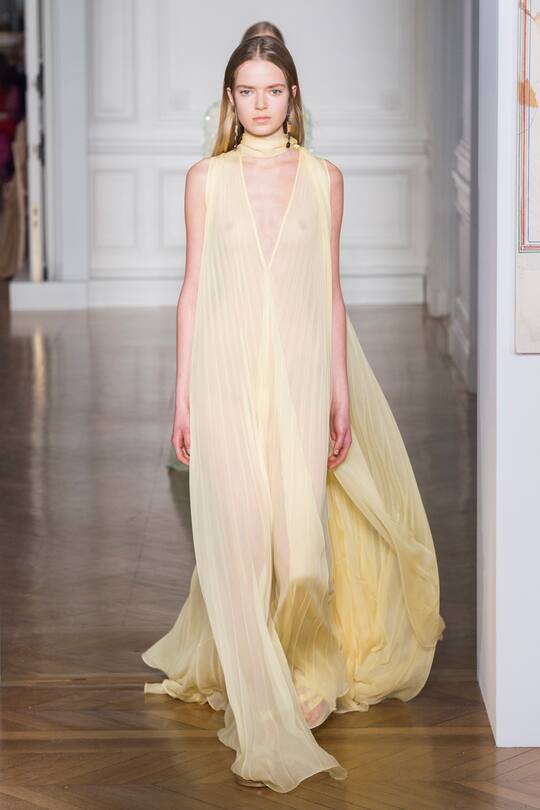 Valentino Fashion Week Paris