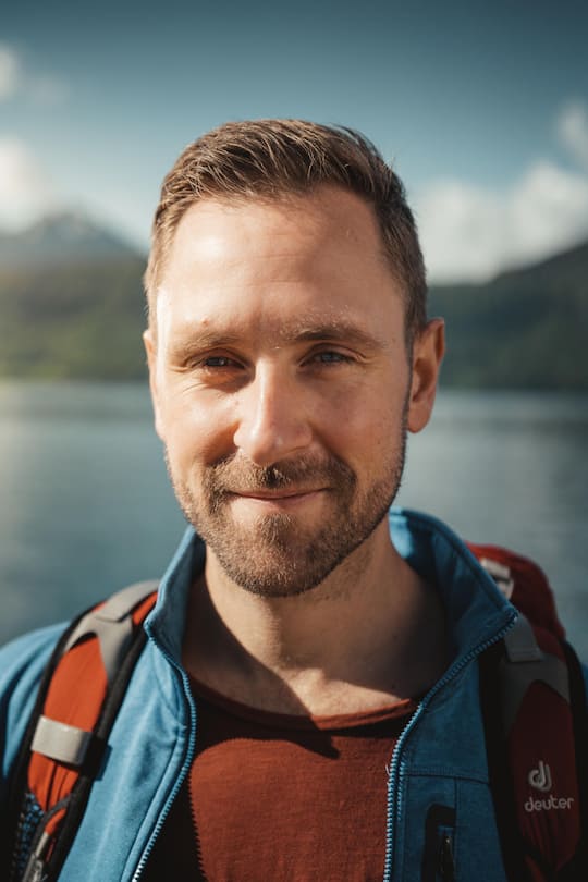 Musiker Marco Kunz, wandern auf der Rigi. 14. Mai 2021. Copyright: Marco Schnyder
