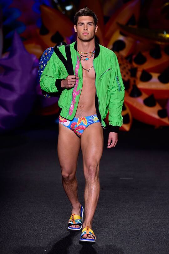 Moschino Resort 2017