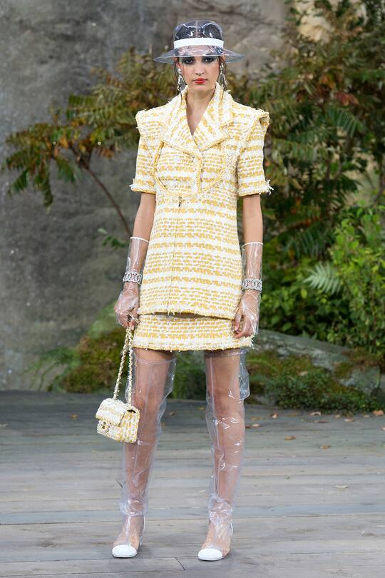 Look von der Chanel Frühjahr/Sommer 2018 Show in Paris