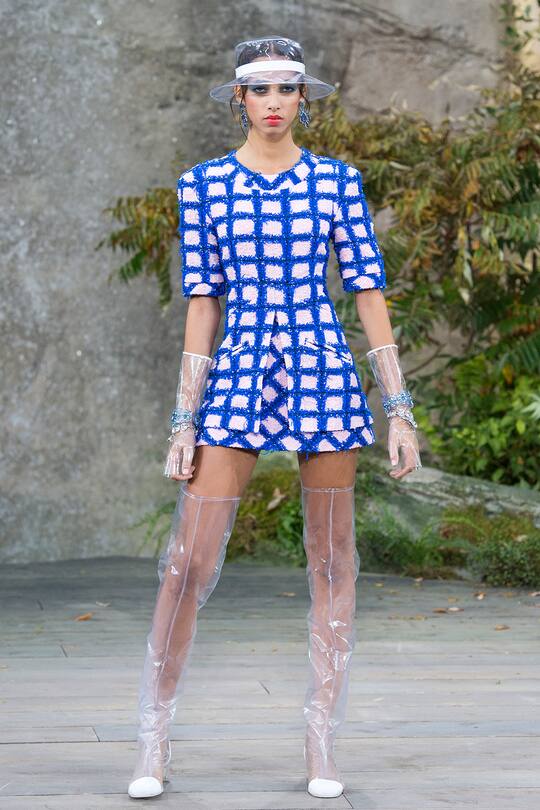 Look von der Chanel Frühjahr/Sommer 2018 Show in Paris