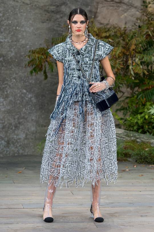 Look von der Chanel Frühjahr/Sommer 2018 Show in Paris