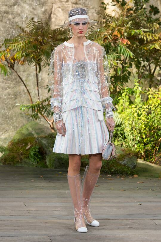 Look von der Chanel Frühjahr/Sommer 2018 Show in Paris