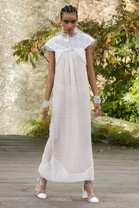 Look von der Chanel Frühjahr/Sommer 2018 Show in Paris