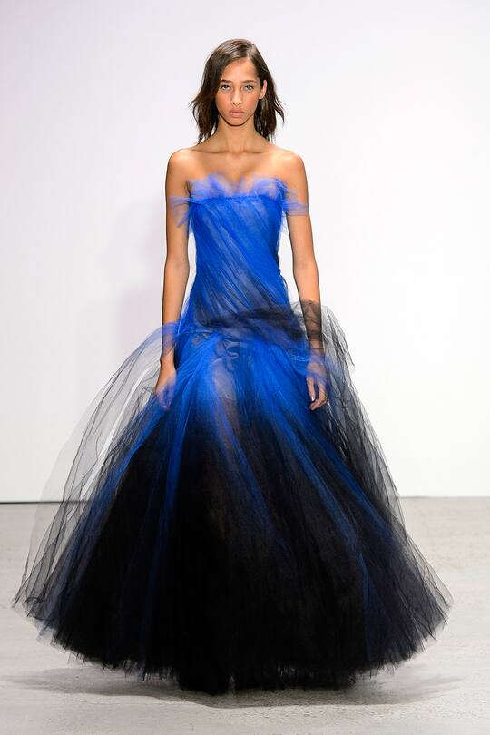 Runaway-Bild der Oscar de la Renta Show