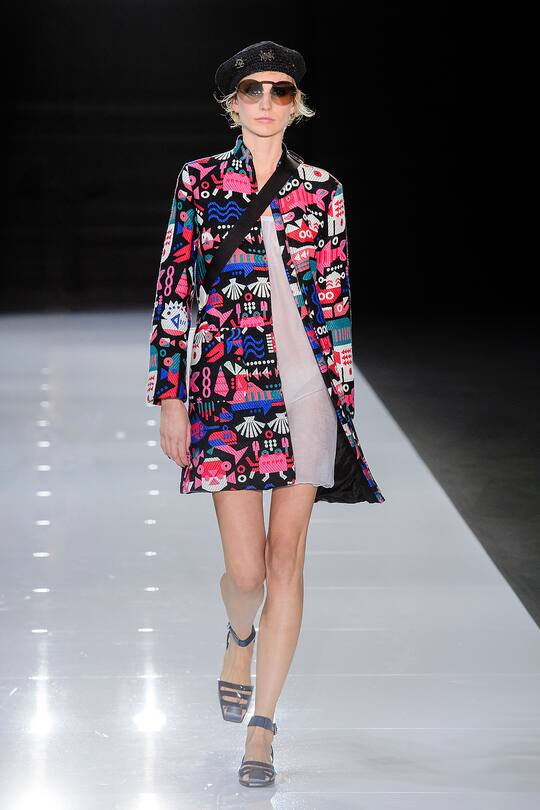 Die Runway-Bilder der Emporio Armani SS18 Show in London