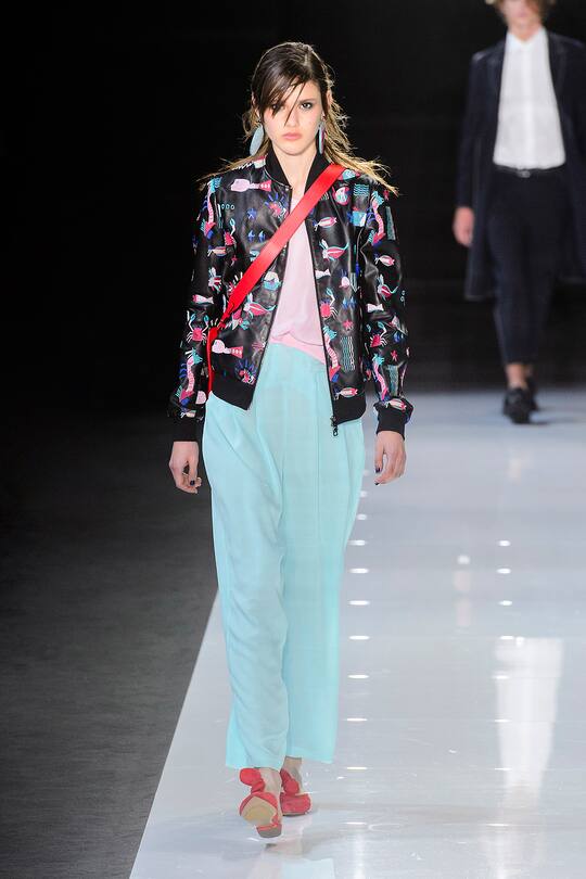 Die Runway-Bilder der Emporio Armani SS18 Show in London