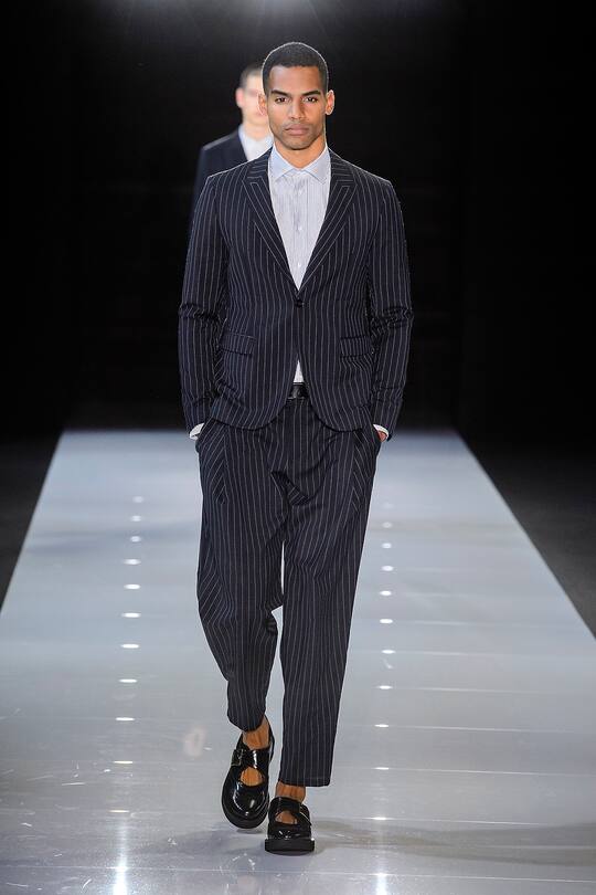 Die Runway-Bilder der Emporio Armani SS18 Show in London