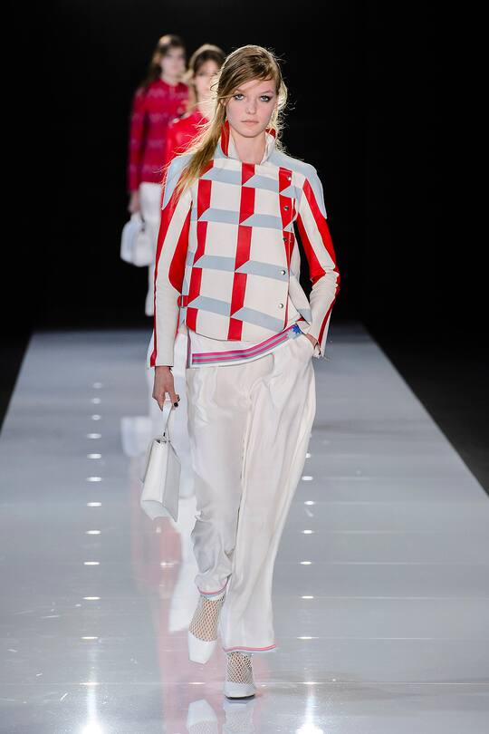 Die Runway-Bilder der Emporio Armani SS18 Show in London