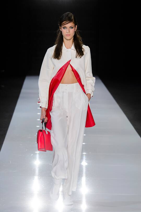 Die Runway-Bilder der Emporio Armani SS18 Show in London