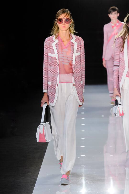 Die Runway-Bilder der Emporio Armani SS18 Show in London