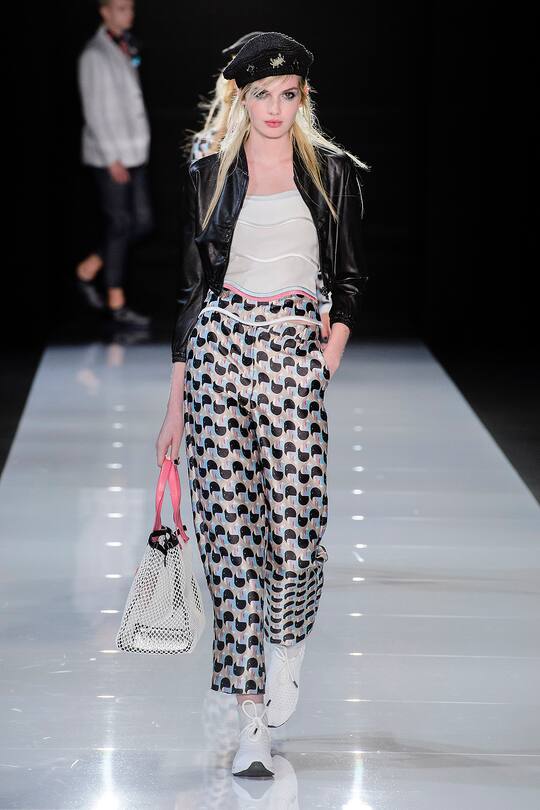 Die Runway-Bilder der Emporio Armani SS18 Show in London