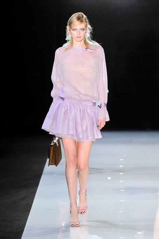 Die Runway-Bilder der Emporio Armani SS18 Show in London