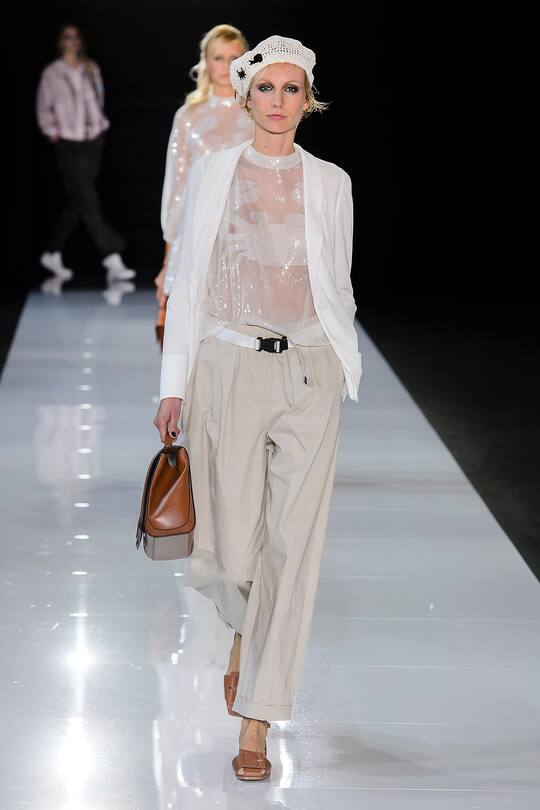 Die Runway-Bilder der Emporio Armani SS18 Show in London