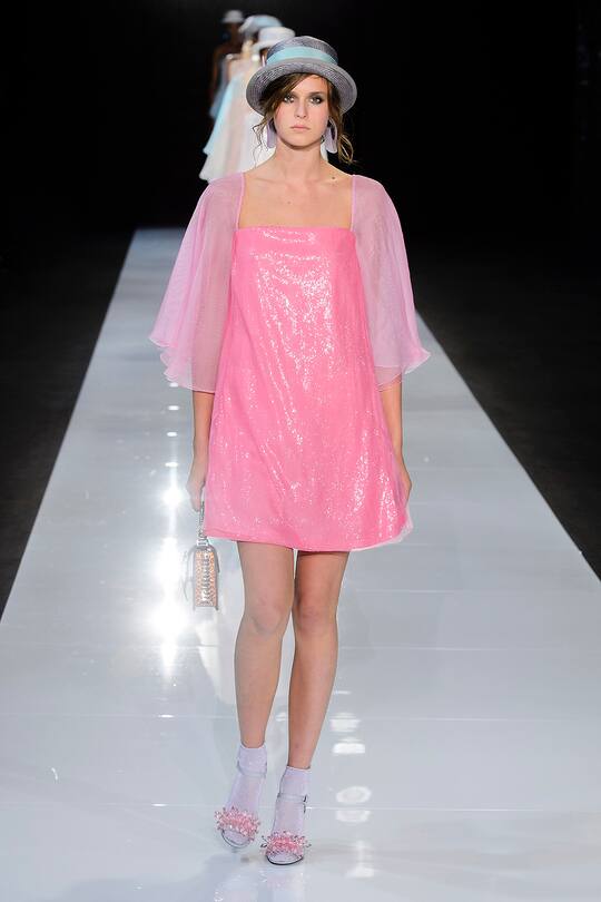 Die Runway-Bilder der Emporio Armani SS18 Show in London