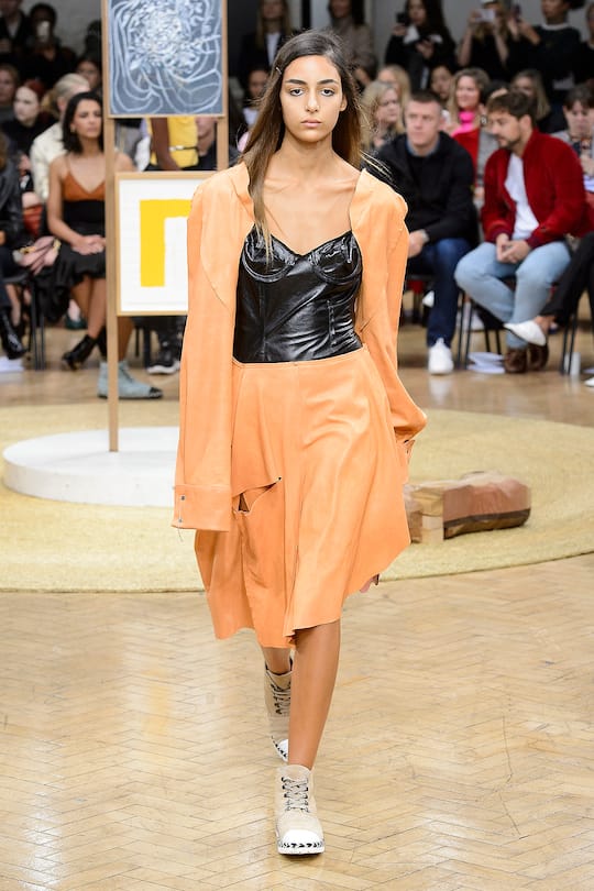 Die Runway-Bilder der JW Anderson SS18 Show in London