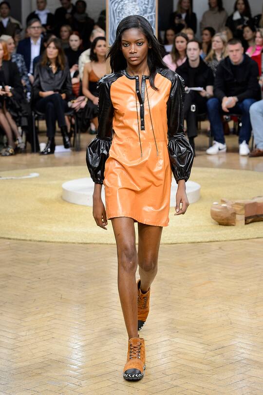 Die Runway-Bilder der JW Anderson SS18 Show in London