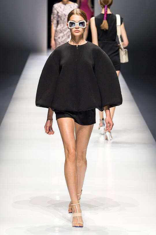 Runway-Bild der Lanvin Frühjahr/Sommer 2018 Show in Paris