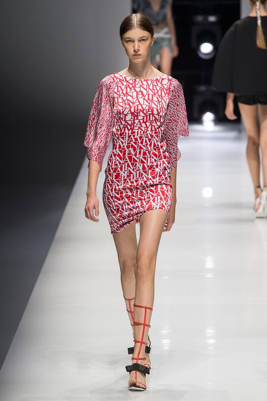 Runway-Bild der Lanvin Frühjahr/Sommer 2018 Show in Paris