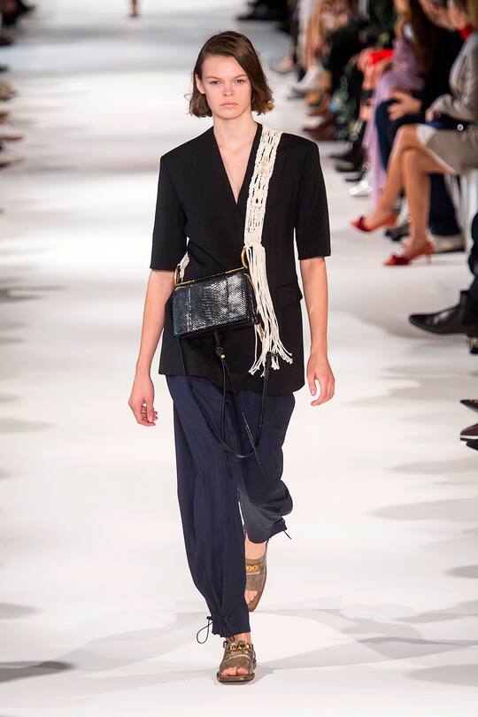 Runway-Bild der Stella McCartney Frühjahr/Sommer 2018 Show in Paris