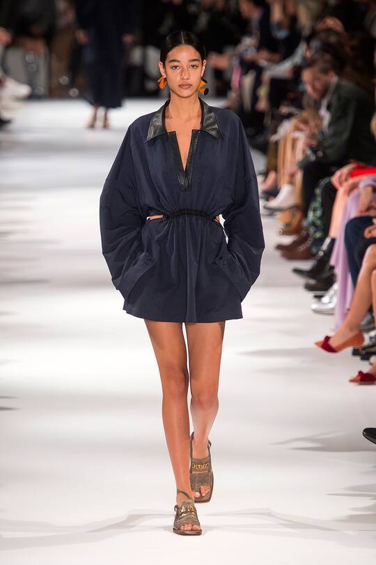 Runway-Bild der Stella McCartney Frühjahr/Sommer 2018 Show in Paris