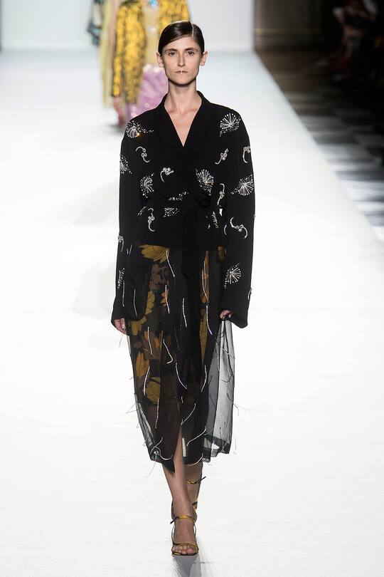 Runway-Bild der Dries Van Noten Frühjahr/Sommer 2018 Show in Paris