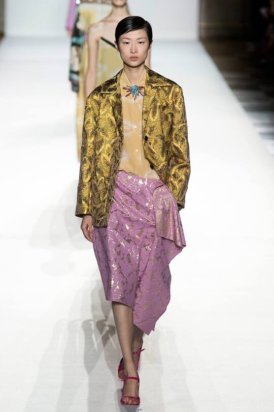 Runway-Bild der Dries Van Noten Frühjahr/Sommer 2018 Show in Paris