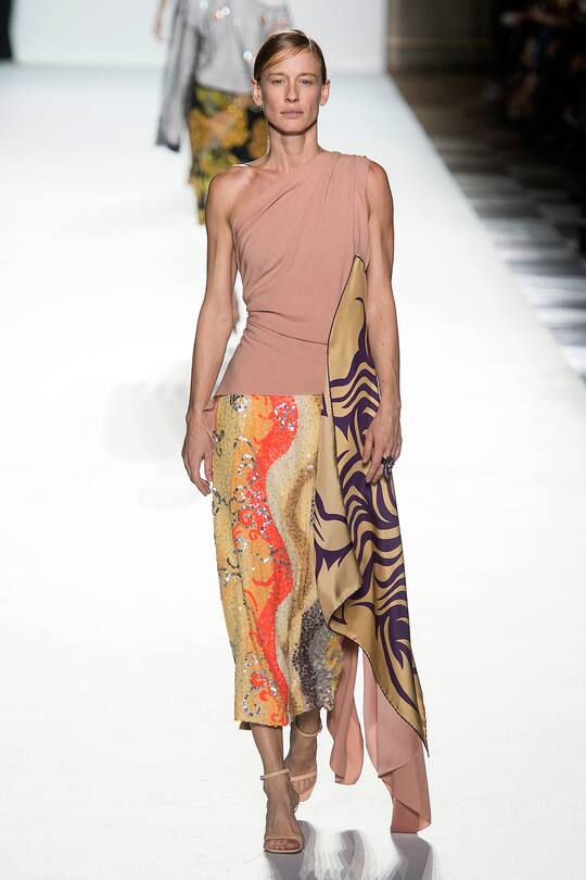 Runway-Bild der Dries Van Noten Frühjahr/Sommer 2018 Show in Paris