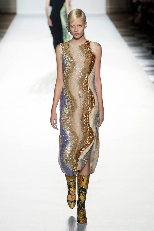 Runway-Bild der Dries Van Noten Frühjahr/Sommer 2018 Show in Paris